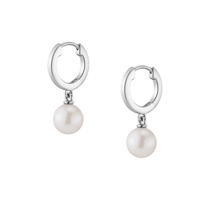Detail of S925 sterling silver hoop earrings featuring hanging white pearl pendants
