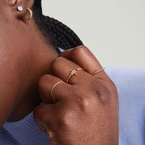 S925 sterling silver gold ring set with star zircon and matching earrings on model