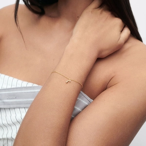Bracelet minimaliste en argent S925 doré avec pendentif goutte d'eau et petit zircon