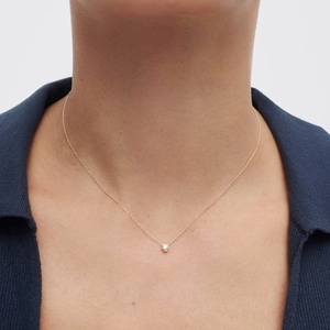 Collier élégant en argent S925 avec pendentif solitaire en zircone cubique ronde chic