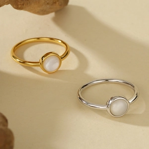 Elegant 925 sterling silver ring with round white shell stone in gold and silver finish