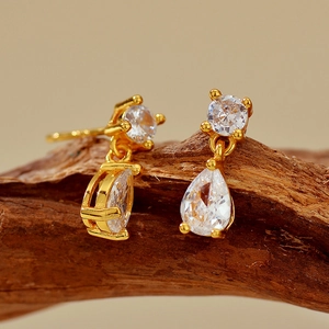 Boucles d'Oreilles Pendantes en Argent Sterling S925 pour Femmes Micro-Incrustées de Strass Scintillants en Forme de Poire
