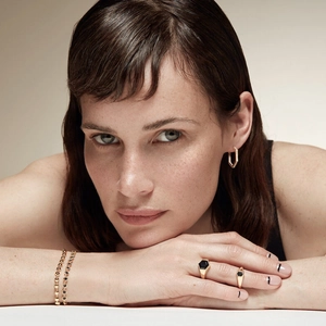 S925 silver hexagonal gold jewelry set with black gems including earrings and rings