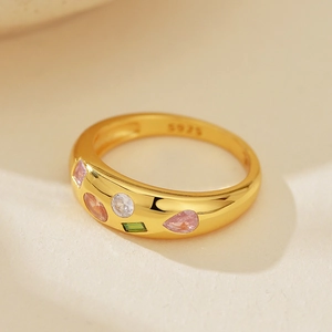 Anello in argento sterling S925 dorato con zirconi colorati dal design vintage di lusso