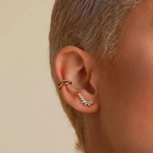Boucles d'oreilles ailées en argent S925 doré et manchette d'oreille en zircon brillant