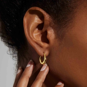 Minimalist 925 sterling silver U-shape gold hoop earrings with polished mirror finish
