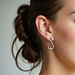 Minimalist S925 sterling silver irregular geometric hoop earrings with polished finish