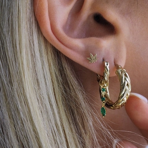 Boucles d'oreilles créoles S925 argent doré avec zircons verts et pampilles