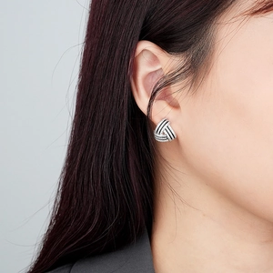 Elegant S925 sterling silver triangle stud earrings with inlaid zircon and black enamel