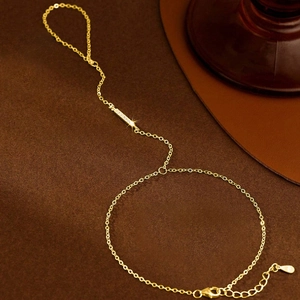925 Sterling Silver Hand Chain For Women Gold Plated Simple Ins Style Rhinestone Inlaid Hand Harness Integrated Finger Ring Bracelet Fashion Commute Jewelry