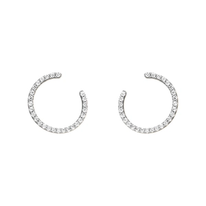 Boucles d'oreilles créoles C en argent S925 avec pavage de zircons cubiques scintillants