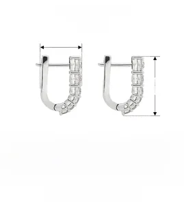 Dimensions détaillées des boucles d'oreilles en argent 925 en forme de U avec zircone
