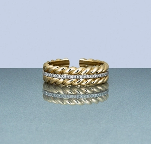 Detailed view of adjustable wheat grain ring with sparkling cubic zirconia inlay