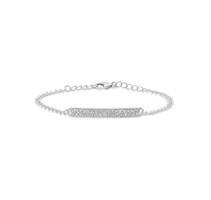 Detailed close-up of S925 sterling silver chain with a rectangular pavé diamond pendant
