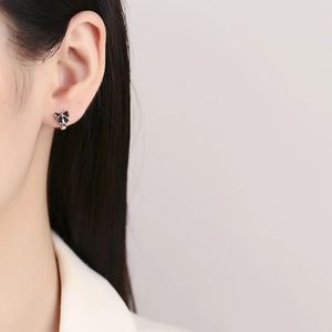 S925 Sterling Silver Black Zirconia Bowknot Huggie Hoop Earrings For Women Gold Plated Ribbon Stud Earrings Sweet Jewelry