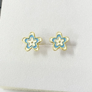 S925 silver gold floral stud earrings with blue and white enamel petals in pair