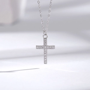 Elegant S925 sterling silver cross necklace with pavé zircon stones on a fine chain
