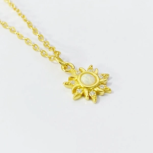 925 Sterling Silver Sunflower Pendant Necklace For Women Gold Plated White Opal Zirconia Inlaid Luxury Clavicle Chain Jewelry