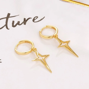 Créoles minimalistes en argent sterling S925 plaqué or avec pendentifs étoiles