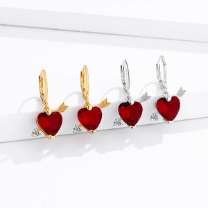 Boucles d'oreilles cœur flèche en argent 925 avec cristal rouge et tons or argent