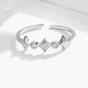 Adjustable S925 sterling silver open ring with sparkling star-shaped diamond accents