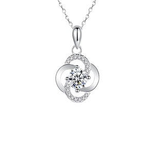 Élégant collier trèfle à quatre feuilles en argent S925 avec pendentif diamant brillant
