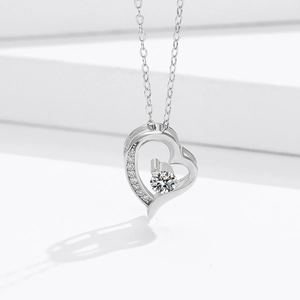 Elegant S925 silver heart pendant necklace with brilliant cut center stone and pavé accents