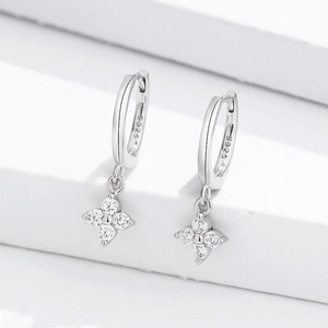 925 Sterling Silver 4-Petal Flower Hoop Earrings With Rhinestone Geometric Ins Style Huggie Earrings For Women Jewelry Gift
