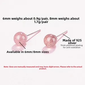 Vue détaillée des boucles d'oreilles en argent 925 et quartz fraise en 6mm et 8mm