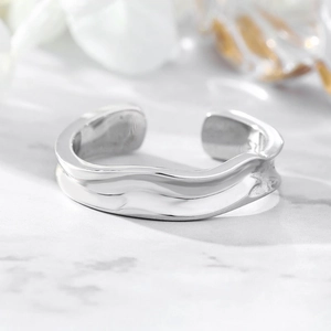 Minimalist S925 sterling silver irregular wavy open ring with high polished finish