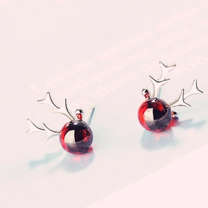 S925 sterling silver reindeer antler stud earrings with garnet red round beads