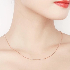 Minimalist S925 sterling silver rose gold box chain necklace shown on a model