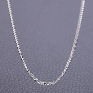 Élégante chaîne Chopin en argent sterling S925 avec texture en métal tissé raffiné