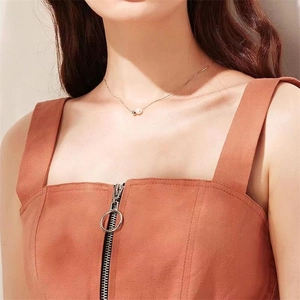 Elegant S925 sterling silver box chain necklace with pearl and black accent on model
