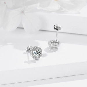 S925 sterling silver round halo stud earrings with brilliant white cubic zirconia stones