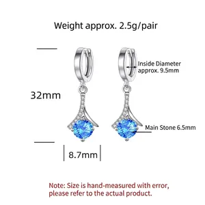 Eleganti orecchini a goccia in argento 925 con scintillanti zirconi cubici blu tondi