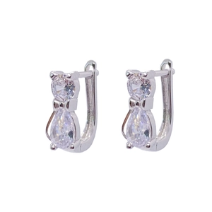 Elegant S925 sterling silver cat hoop earrings with sparkling cubic zirconia stones