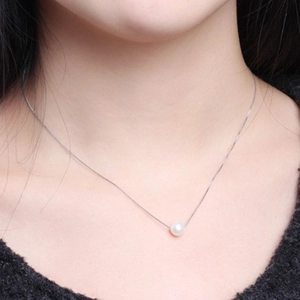 S925 sterling silver box chain necklace featuring a single round white pearl pendant