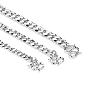 Detail shot of vintage S925 sterling silver Cuban chain with S-hook clasp and hallmark