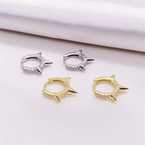 Punk 925 Sterling Silver Spike Huggie Hoop Earrings For Women Rhinestone Inlaid Geometric Triangle Fashion Jewelry Gift