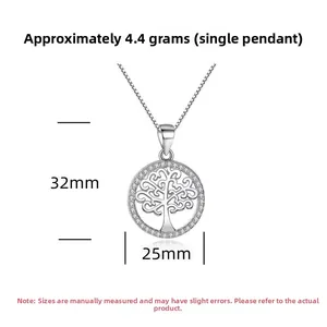 Détail du pendentif Arbre de Vie en argent S925 avec une hauteur de 32mm et 25mm de large