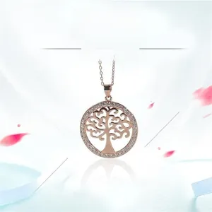 Détail du pendentif Arbre de Vie en argent S925 or rose serti de cristaux blancs