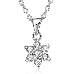 Sparkling S925 sterling silver snowflake pendant necklace with cubic zirconia stones