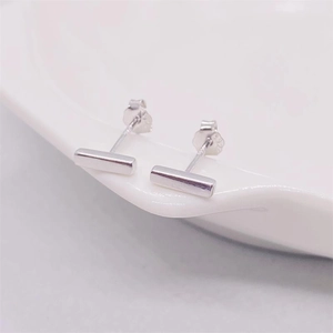 Minimalist S925 sterling silver bar stud earrings with polished finish for women and men