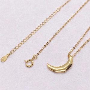 Élégant collier pendentif croissant de lune en argent S925 plaqué or pour femmes