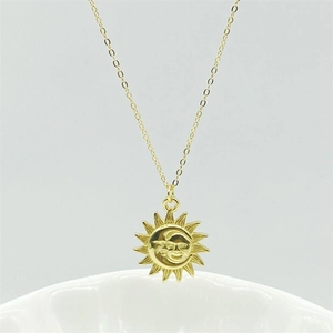 Collier Pendentif Soleil et Lune en Argent Sterling 925 pour Femmes Bijoux de Style Mythologie Bohème Céleste Plaqués Or