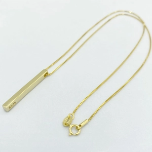 Minimalist S925 sterling silver necklace with a rectangular bar pendant and box chain