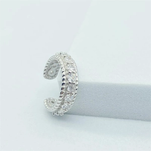 Sparkling double-row zircon pavé S925 silver ear cuff with delicate beaded edge texture