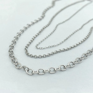 Close-up of S925 sterling silver O-chains in three different gauge sizes