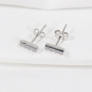 Minimalist S925 sterling silver bar stud earrings with five sparkling inlaid crystals